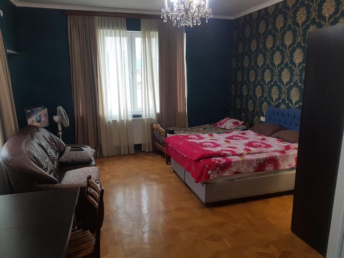 Romson Hotel ティビリシ エクステリア 写真